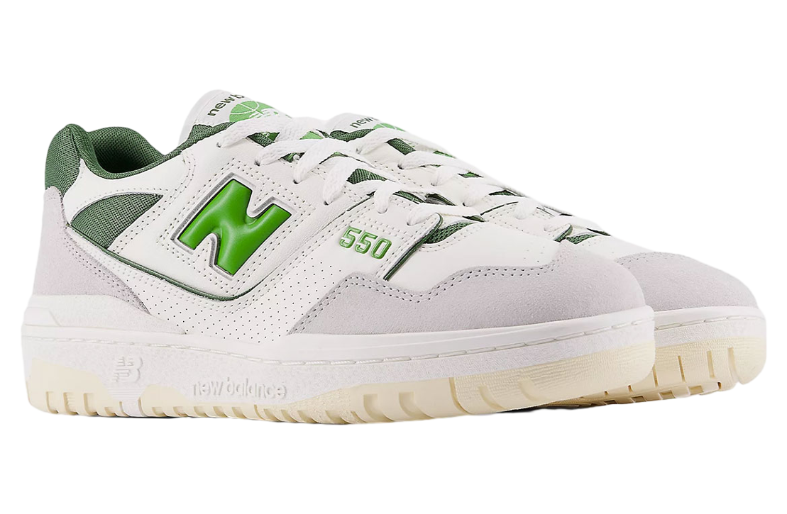 New Balance 550 Sea Salt / Alpine Green