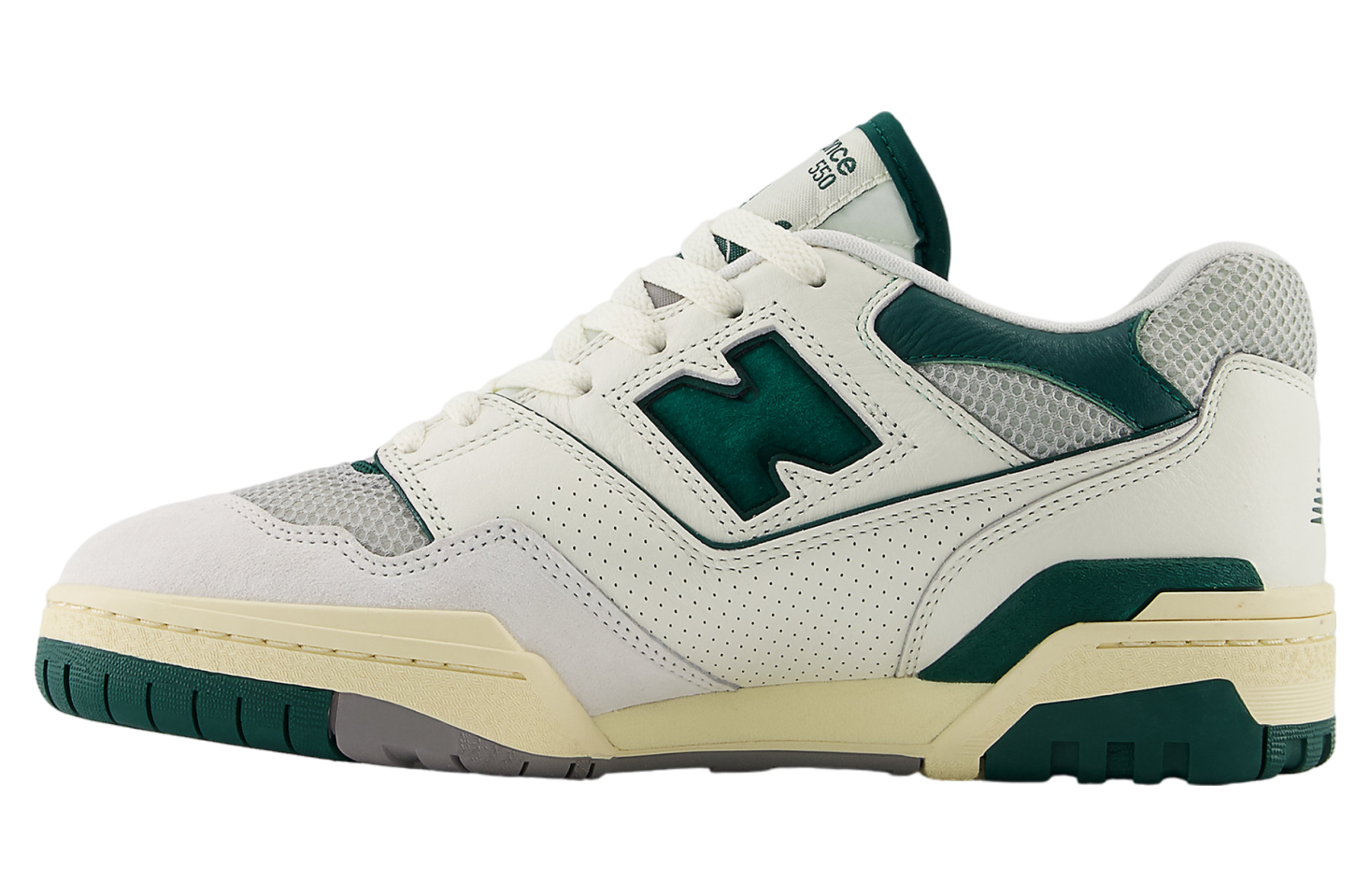 New Balance 550 Sea Salt Marsh Green