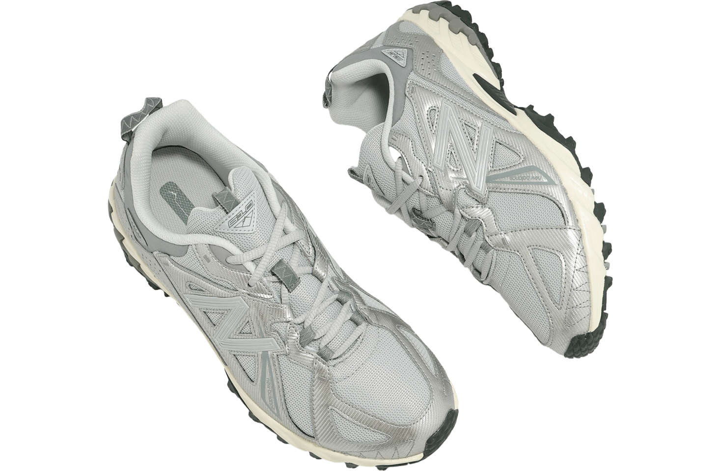 入手困難 Sale!☆New Balance 610 V1 in white with silver New Balance 610 V1 Metallic Silver / Grey - Sep 2024