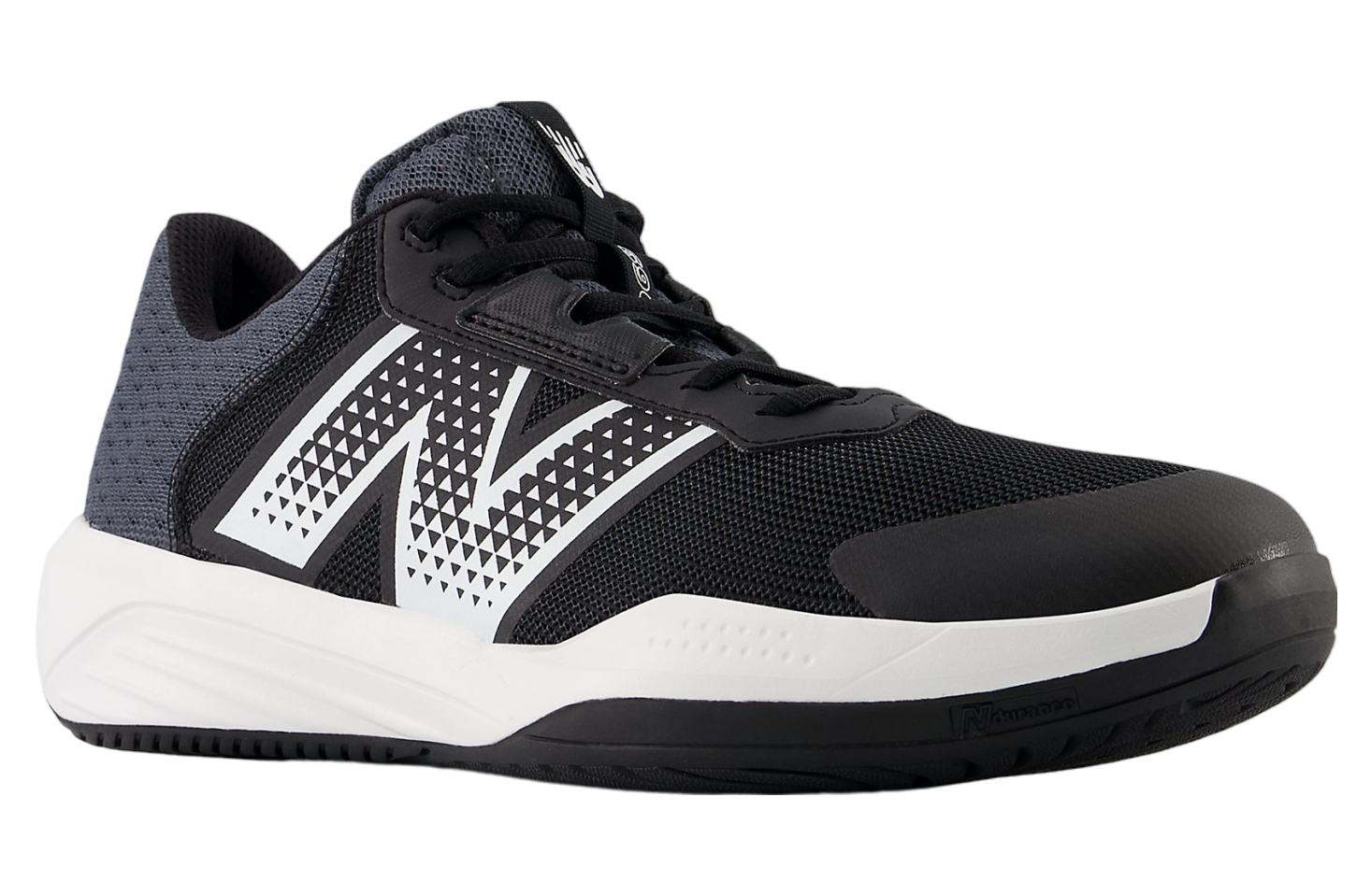 New Balance 696v6 Black / White