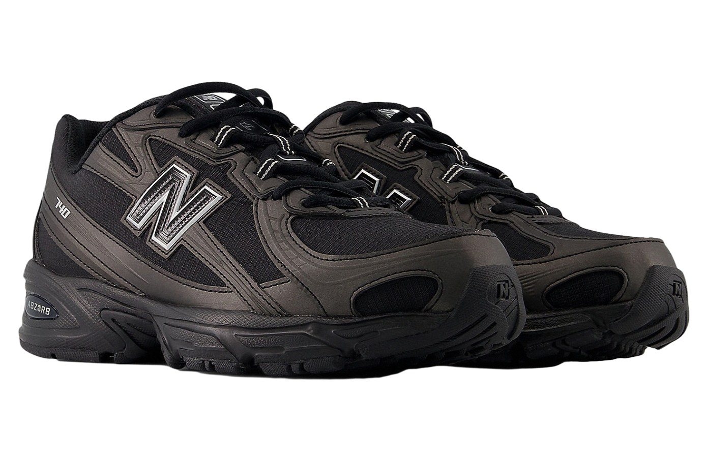 New Balance 740 Black