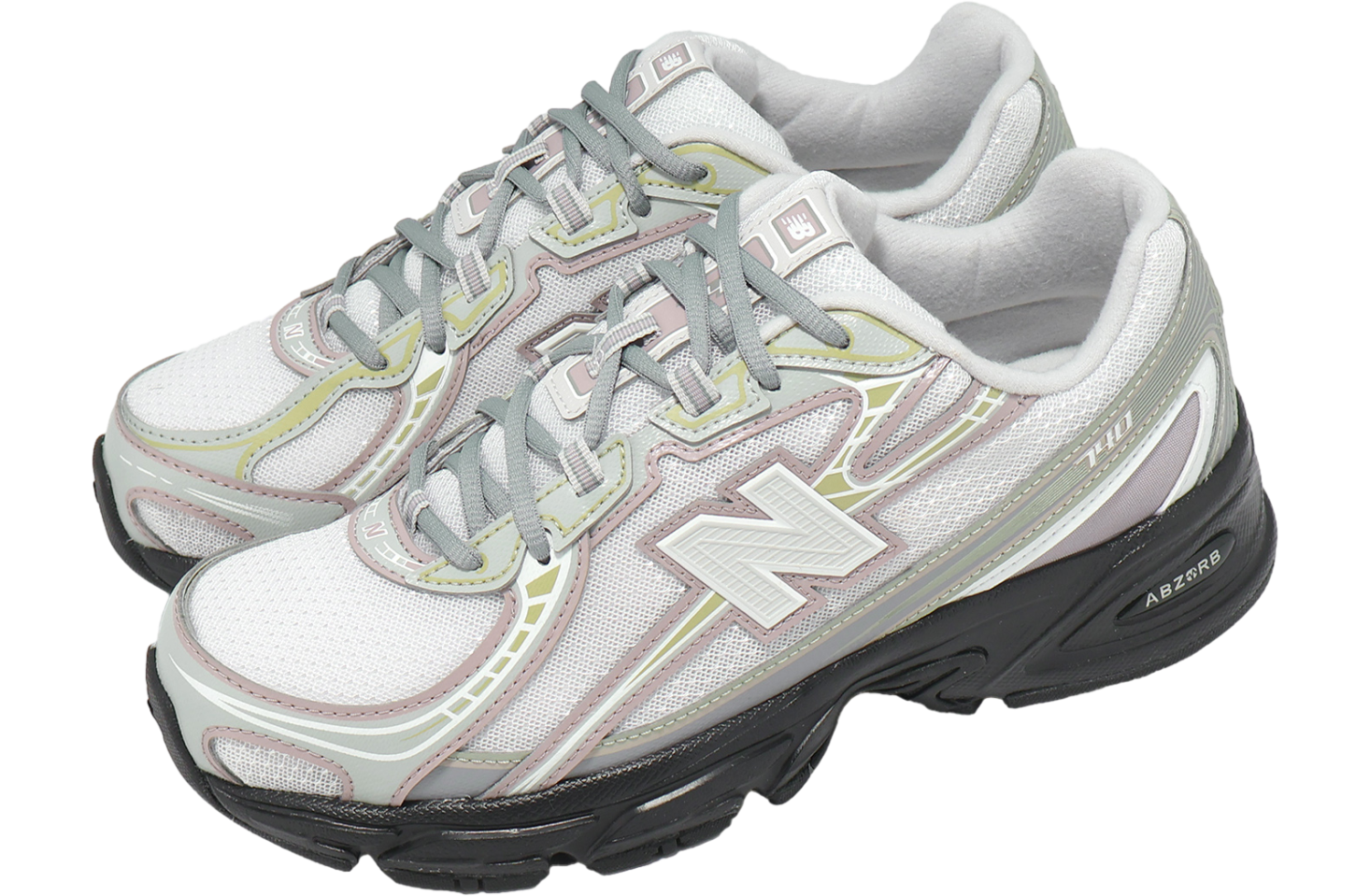 New Balance 740 Silver Metallic / Raincloud