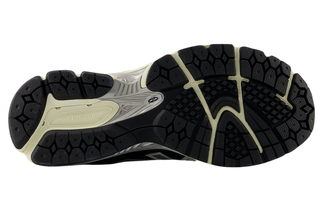 New Balance 860v2 Cream / Neon