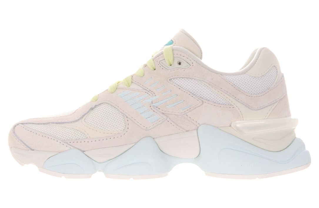 New Balance 9060 (W) Sea Salt / Light Blue