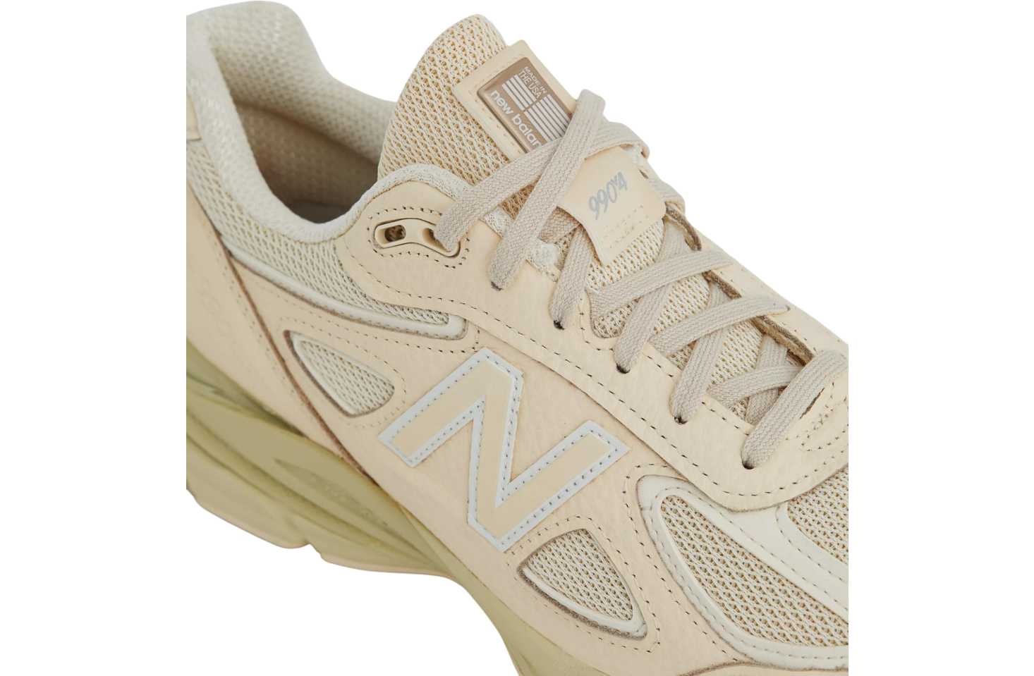 New Balance 990v4 Macadamia Nut / Morel