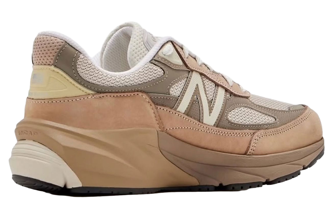 New Balance 990v6 Driftwood / Olive