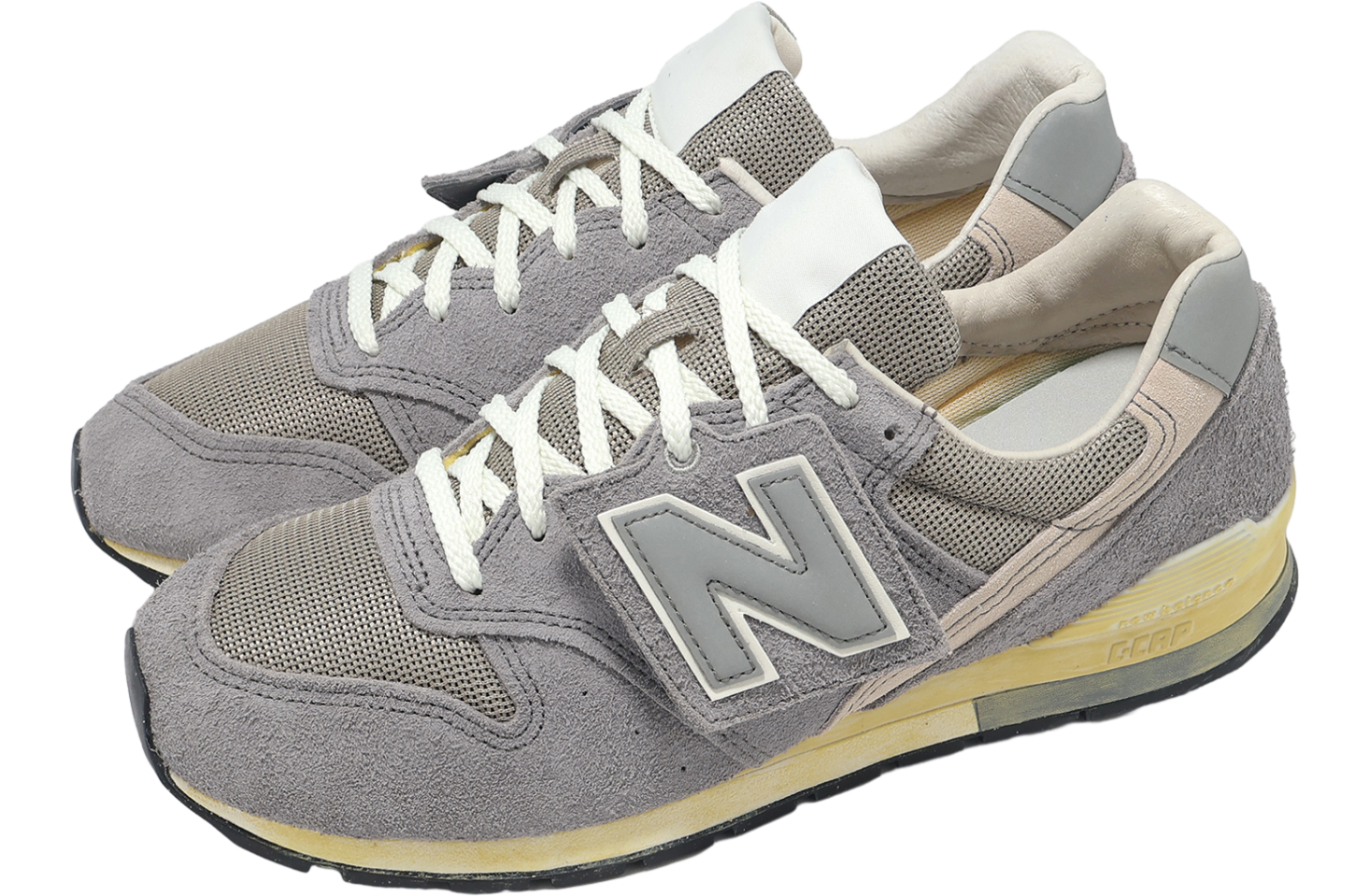 今年購入ベージュグレーNew Balance 996スニーカー 24 セール】996（スニーカー）｜New Balance（ニューバランス）の