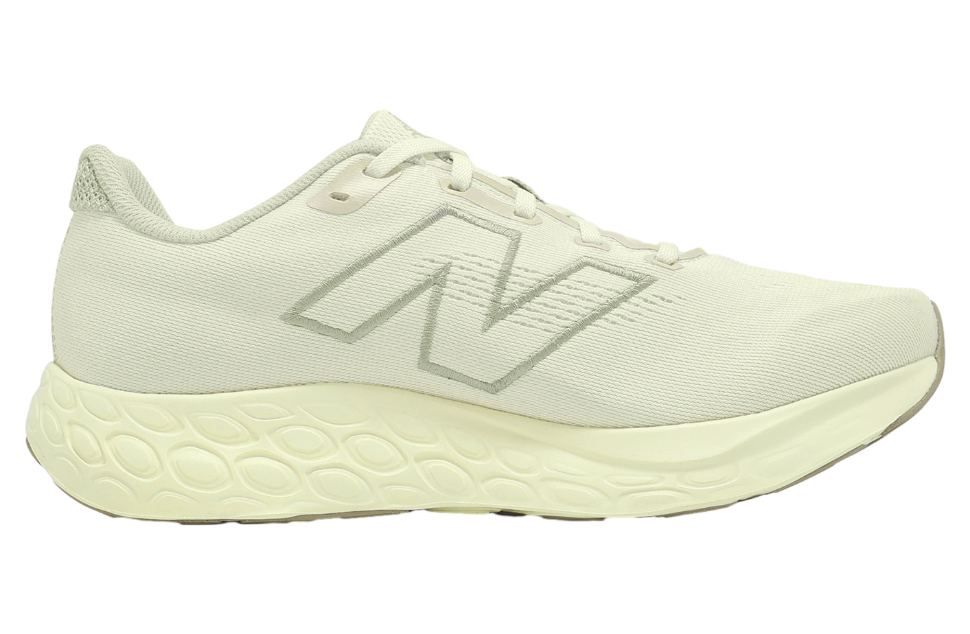 New Balance Fresh Foam 680 V8 2E Wide Beige / Silver