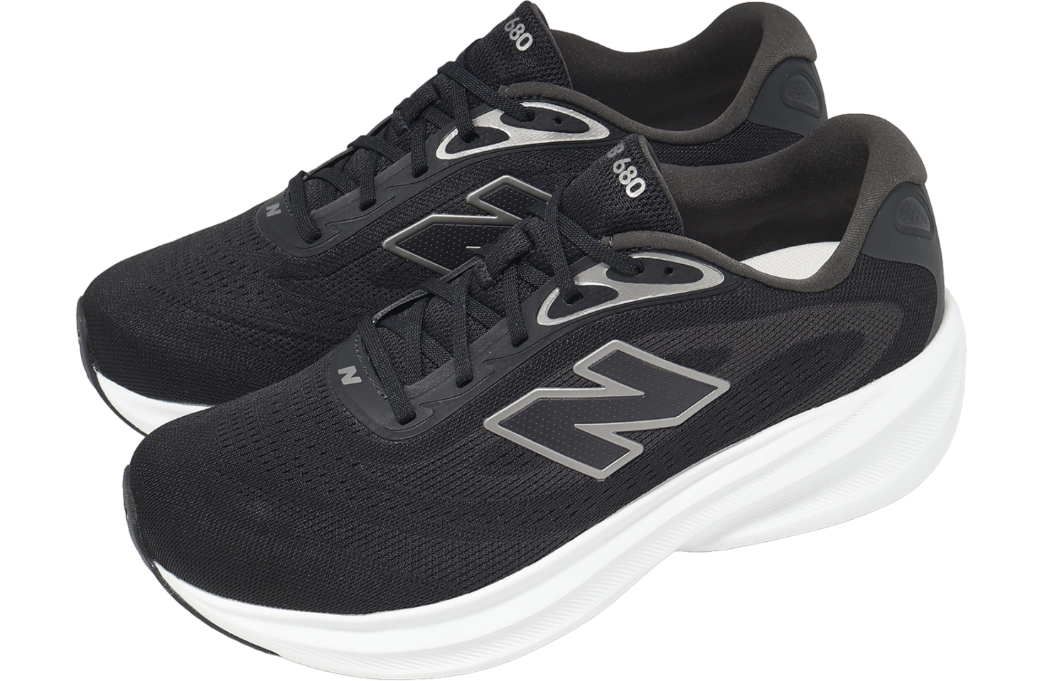 New Balance Fresh Foam 680 V9 2E Wide Black / Silver