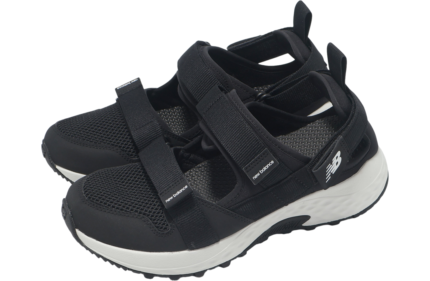 靴 New Balance Fresh Foam UA710 BUY New Balance Fresh Foam UA710 Black / White | Kixify