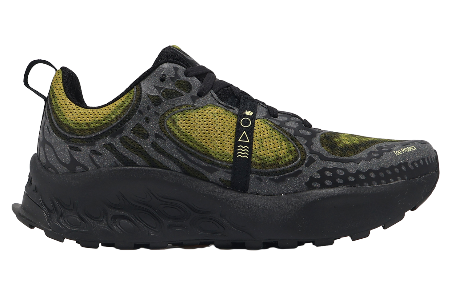 New Balance Fresh Foam X Hierro V8 2E Wide Black / Yellow