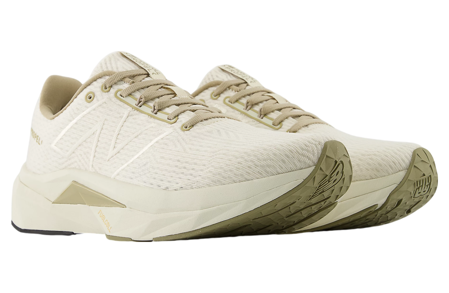 New Balance Fuelcell Propel v5 Linen / Dark Stoneware