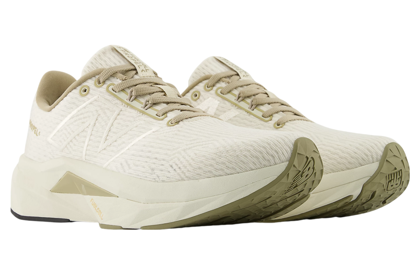 New Balance Fuelcell Propel v5 WMNS Linen / Gold Metallic