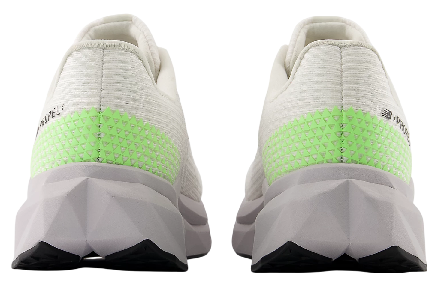 New Balance Fuelcell Propel v5 WMNS Sea Salt / Mint Flash