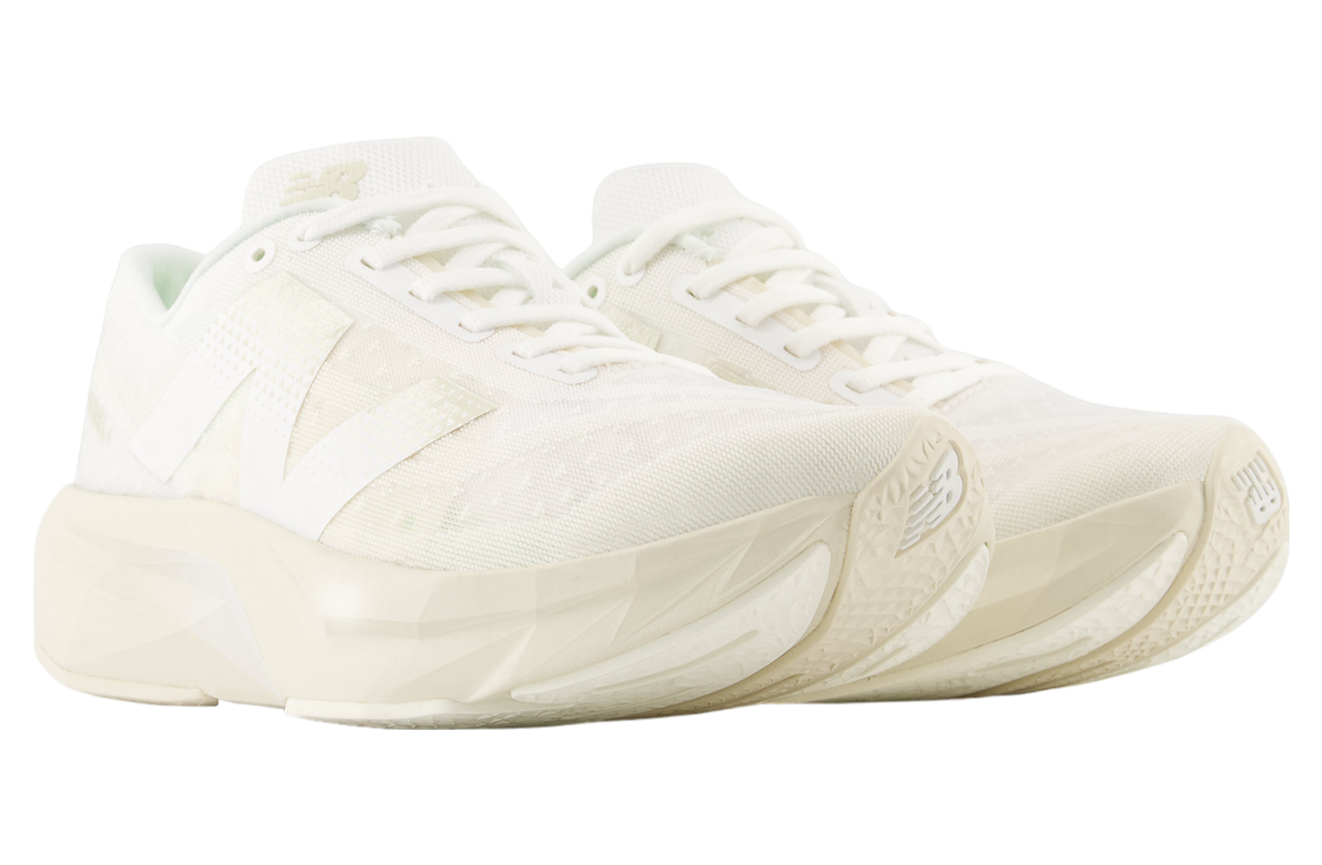 New Balance Fuelcell Rebel v4 WMNS White / Linen