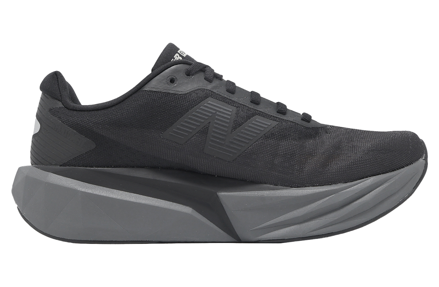 New Balance FuelCell Rebel V5 2E Wide Black / Castlerock