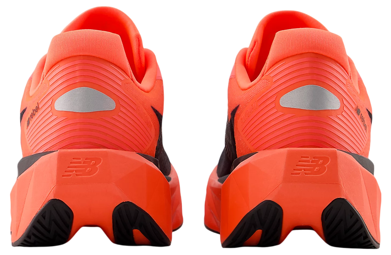 New Balance Fuelcell Rebel v5 Urgent Red / Black