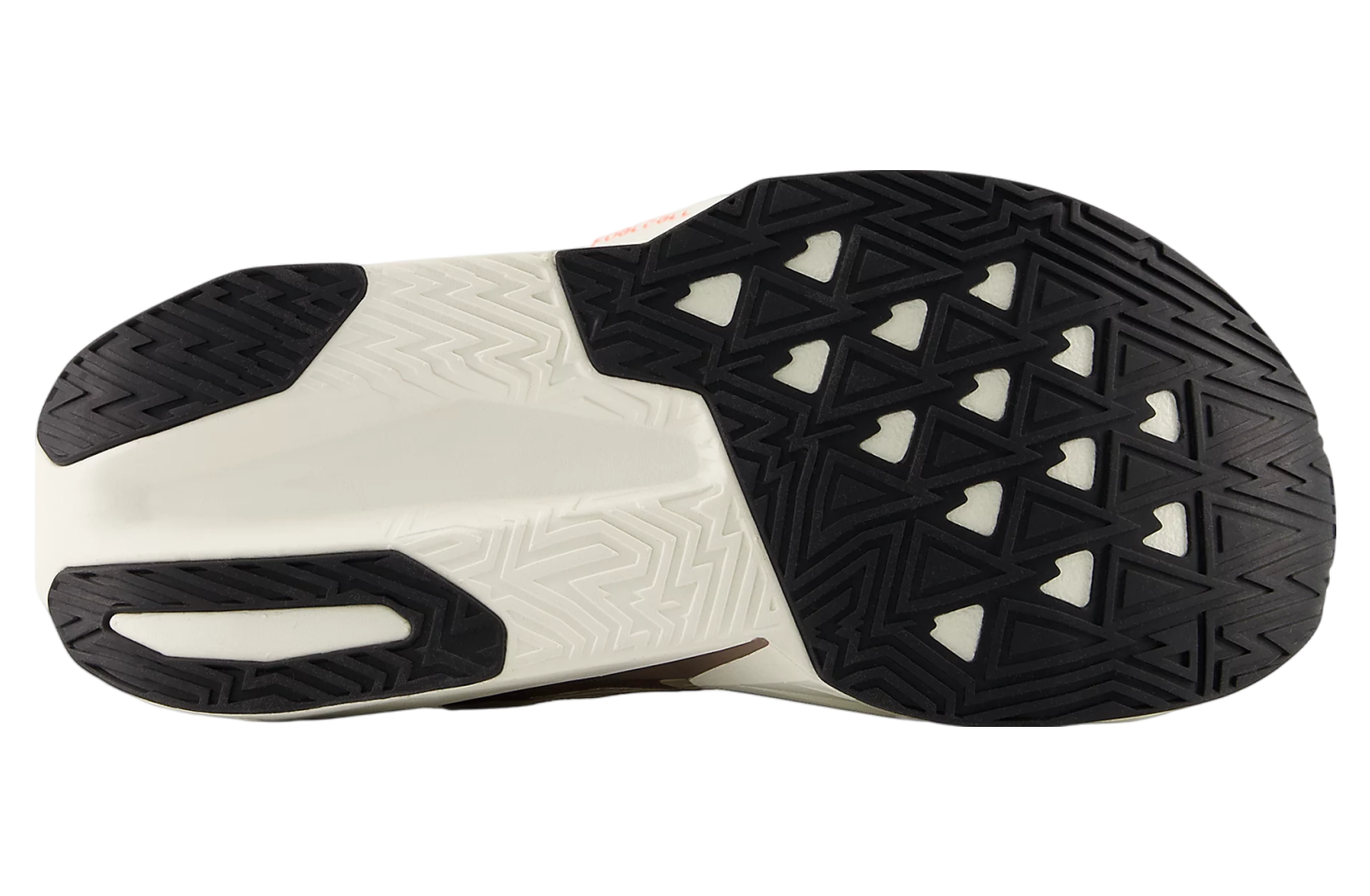 New Balance Fuelcell Rebel v5 WMNS Angora / Earth Shadow