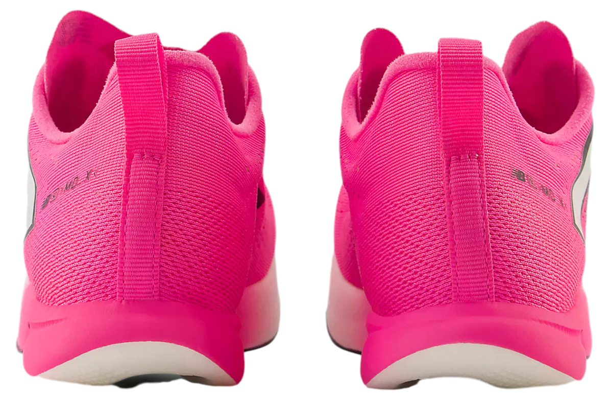 New Balance Gabby Thomas Fuelcell Supercomp MD-X V… Pink Heat / Nb 103 White