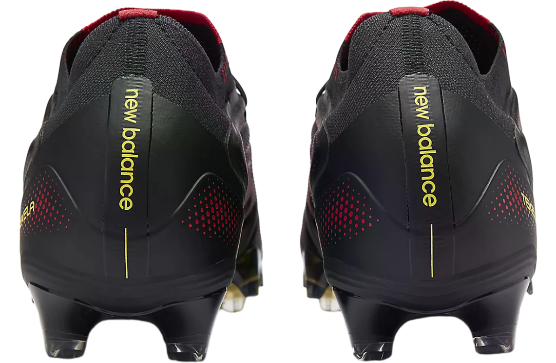 New Balance Tekela Elite Low FG V5 Black 100 / Punch Yellow