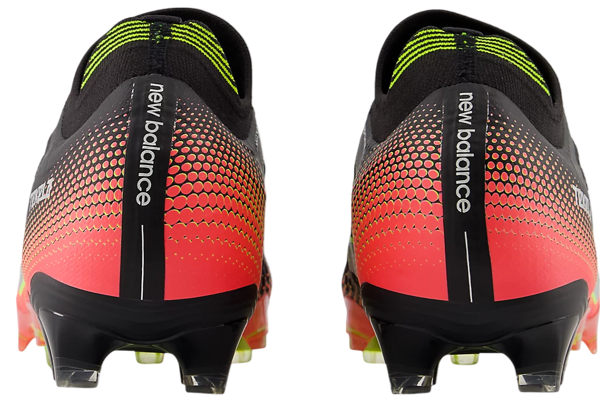 New Balance Tekela Pro Low Laced FG V4+ Black / Neo Flame