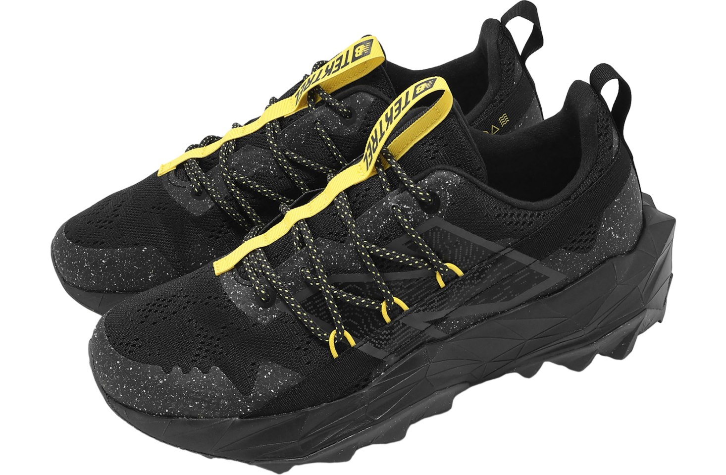 New Balance Tektrel 2E Wide Black / Yellow