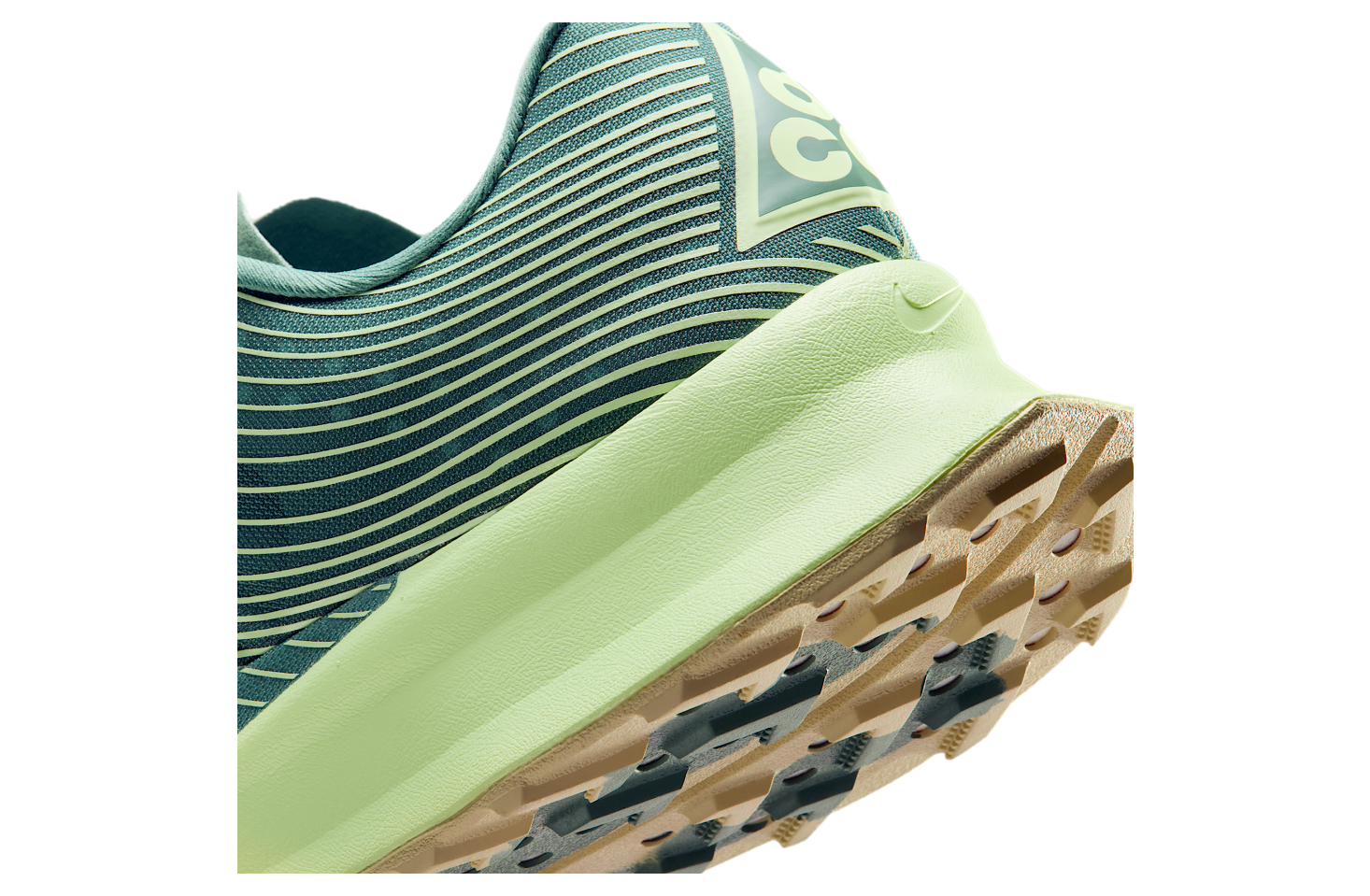 Nike Acg Ultrafly Trail Aloe Verde / Vegas Gold