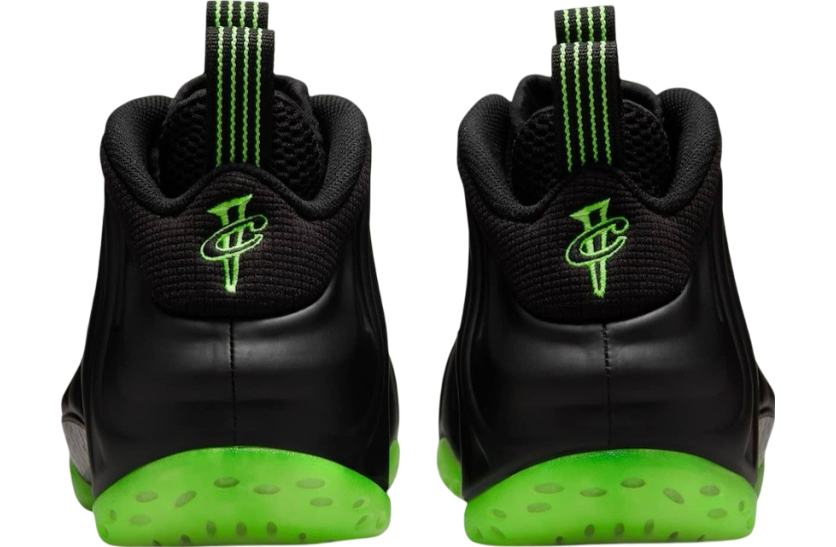 Nike Air Foamposite One Black Volt