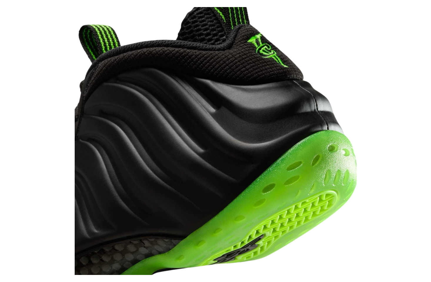 Nike Air Foamposite One Black Volt