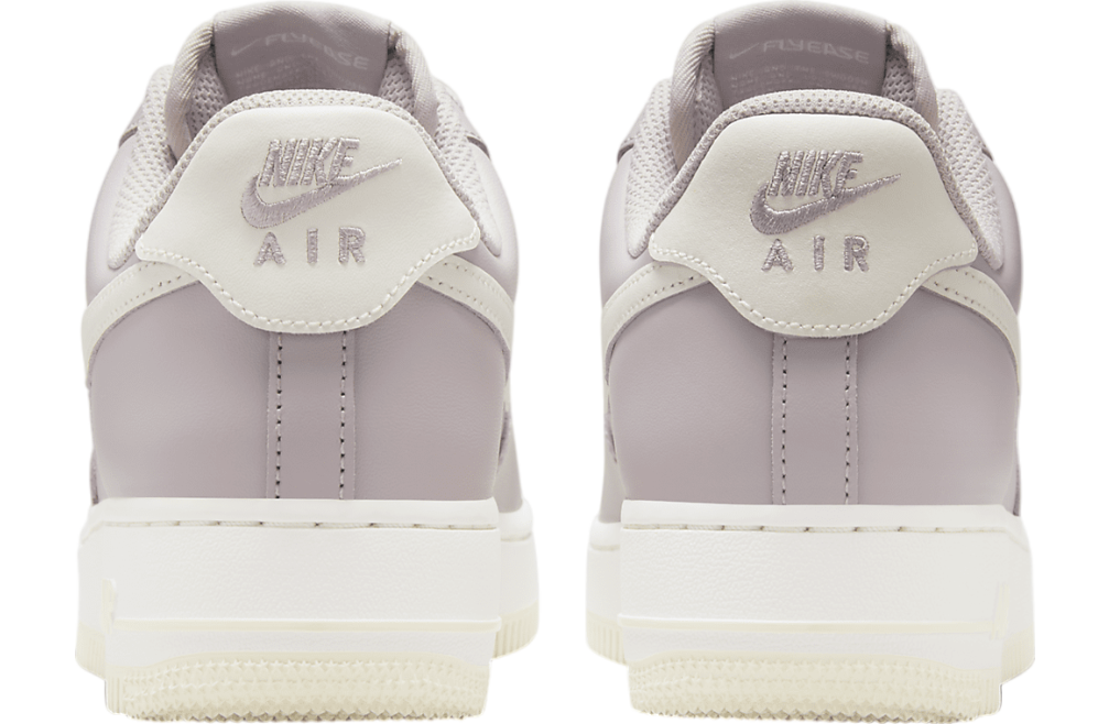 Nike Air Force 1 07 EasyOn WMNS Platinum Violet / Coconut Milk