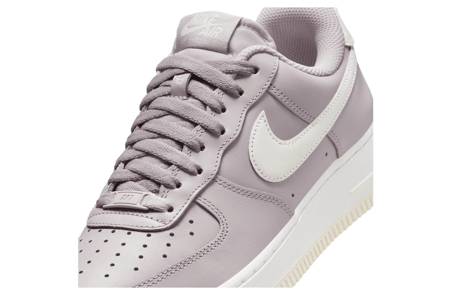 Nike Air Force 1 07 EasyOn WMNS Platinum Violet / Coconut Milk