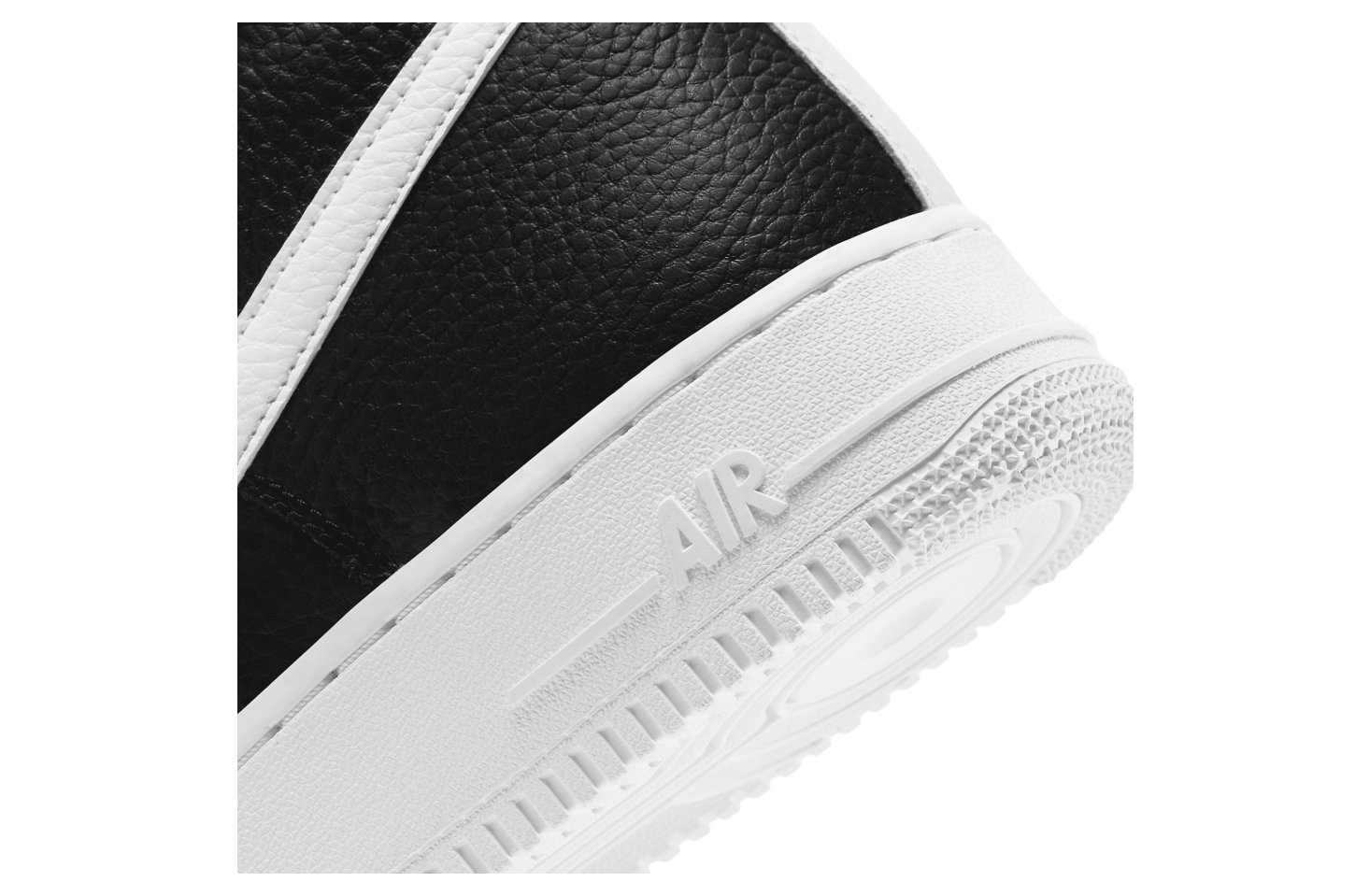 Nike Air Force 1 07 High Black / White