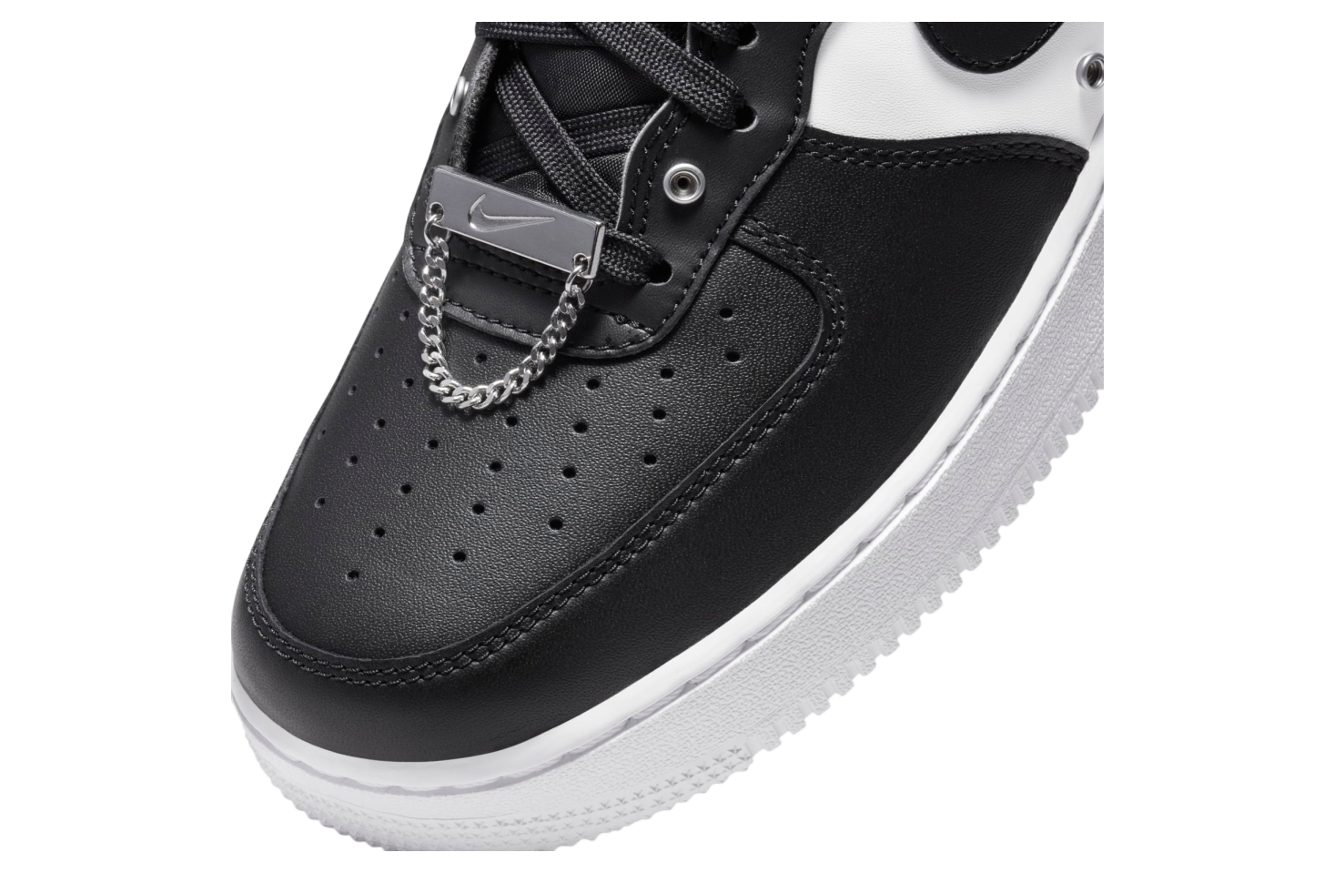 Nike Air Force 1 07 PRM Black / White