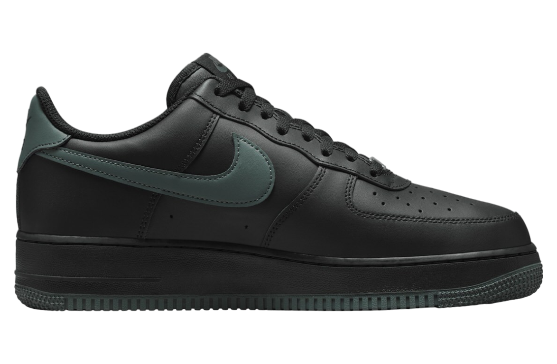 Nike Air Force 1 07 Vintage Green / Black