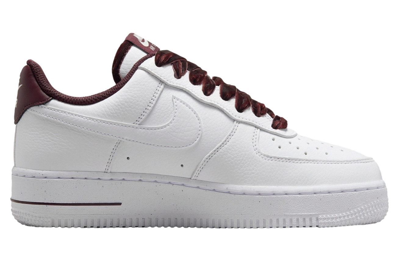 Nike Air Force 1 07 Vintage WMNS Burgundy Crush / Pale Ivory