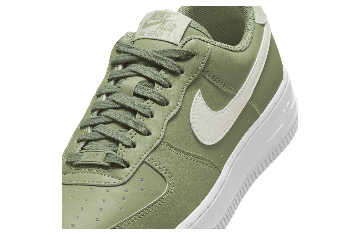 Nike Air Force 1 07 WMNS Oil Green / Sea Glass