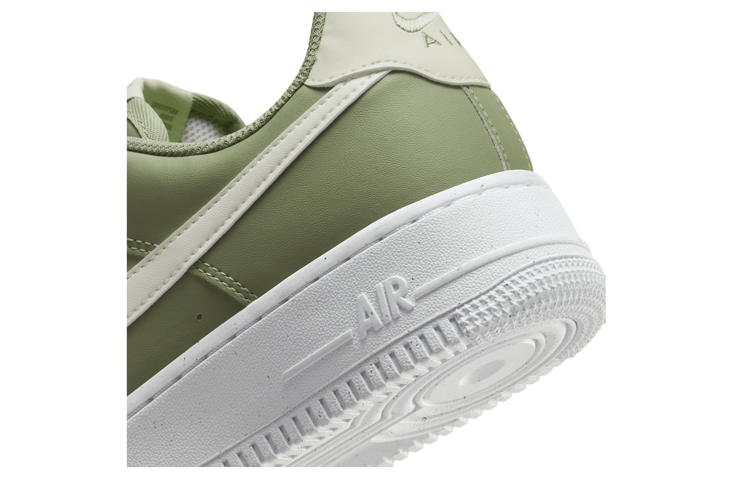 Nike Air Force 1 07 WMNS Oil Green / Sea Glass