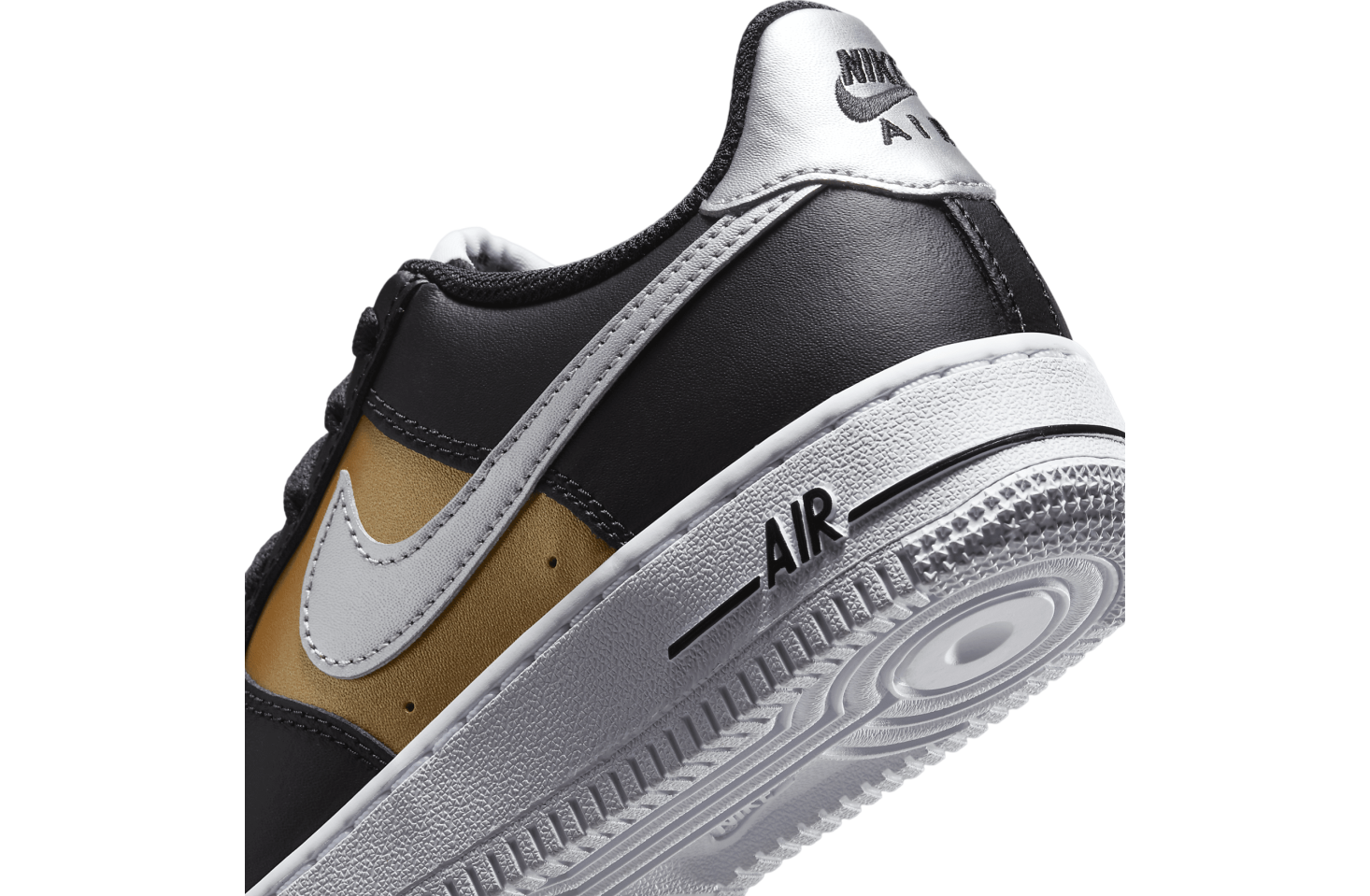 Nike Air Force 1 Low Black / White / Metallic Gold