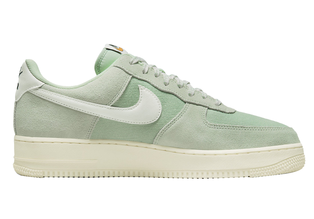 Nike Air Force 1 Low Enamel Green Sail