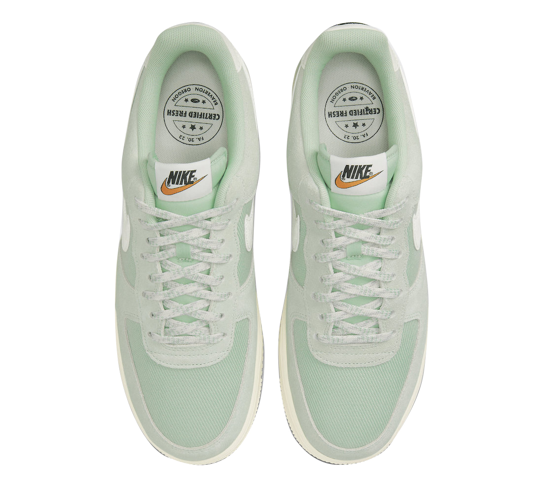 Nike Air Force 1 Low Enamel Green Sail