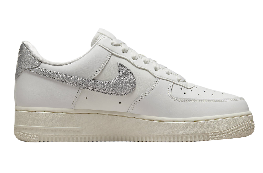 Nike Air Force 1 Low Silver Swoosh