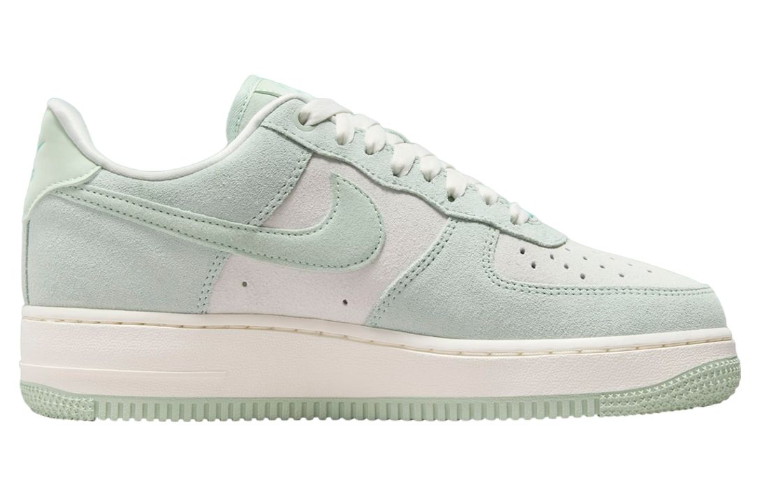 Nike Air Force 1 Low Spruce Aura