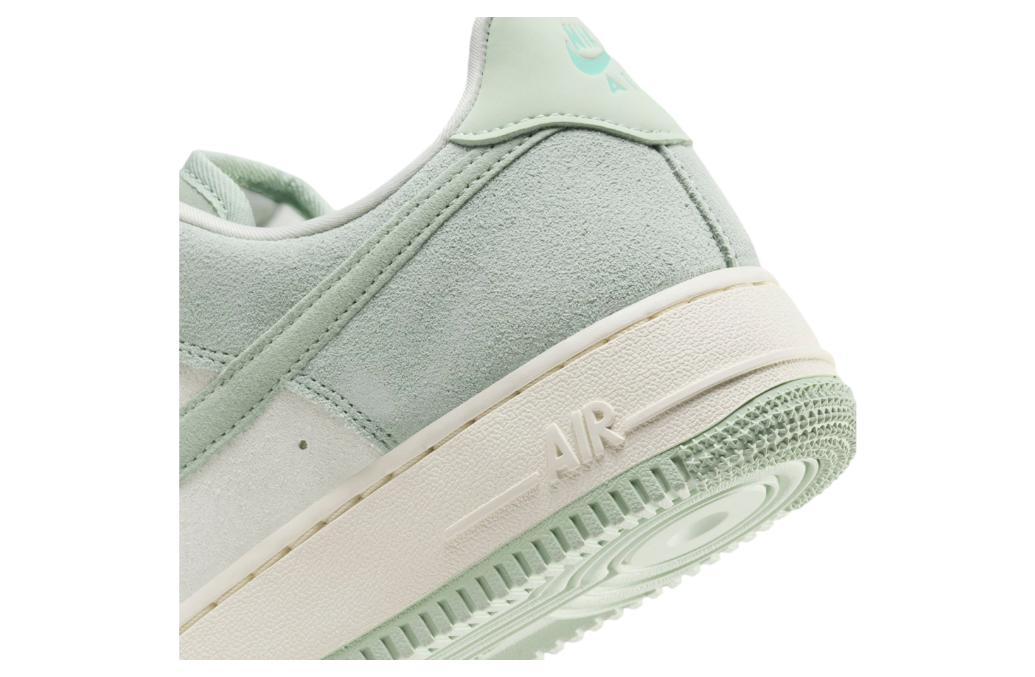 Nike Air Force 1 Low Spruce Aura