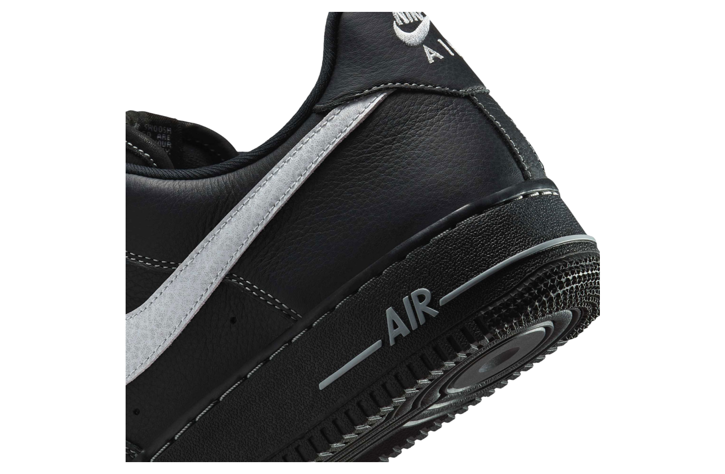 Nike Air Force 1 Low White Stitch / Black