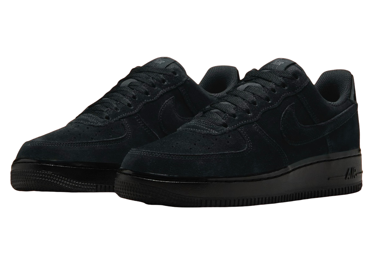 Nike Air Force 1 Low WMNS Black Suede