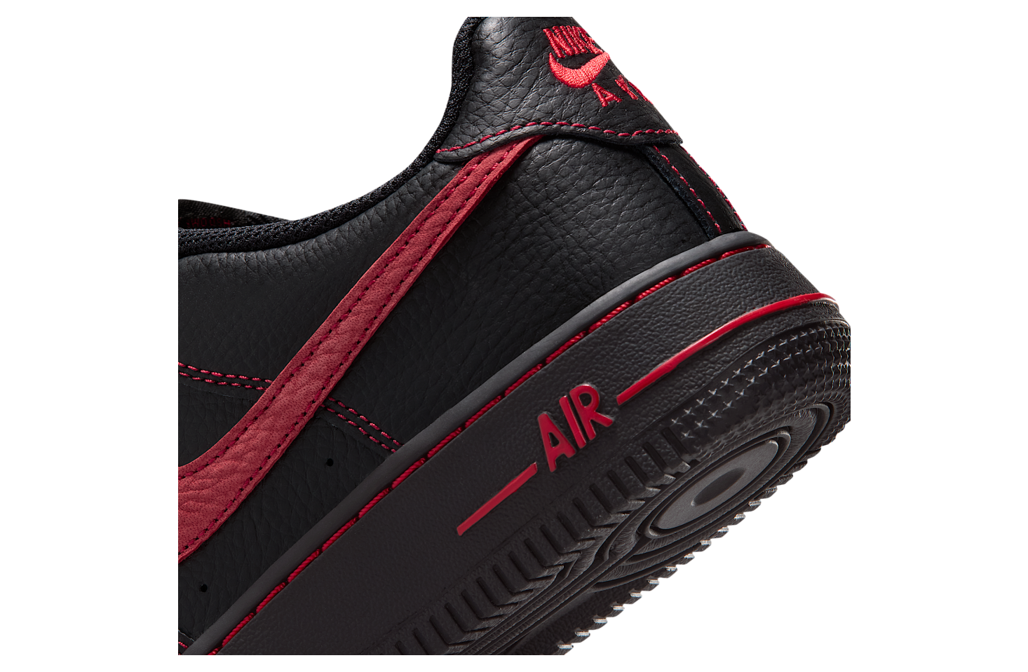 Nike Air Force 1 Lv8 GS Black / University Red