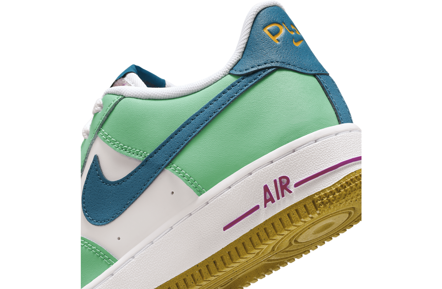 Nike Air Force 1 LV8 GS White / Spring Green