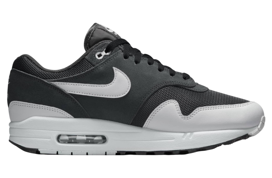 Nike Air Max 1 Off Noir / White