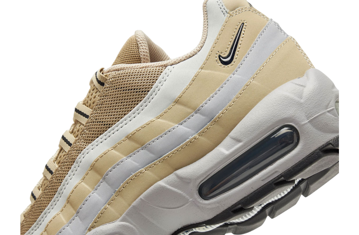 Nike Air Max 95 Desert Khaki / White