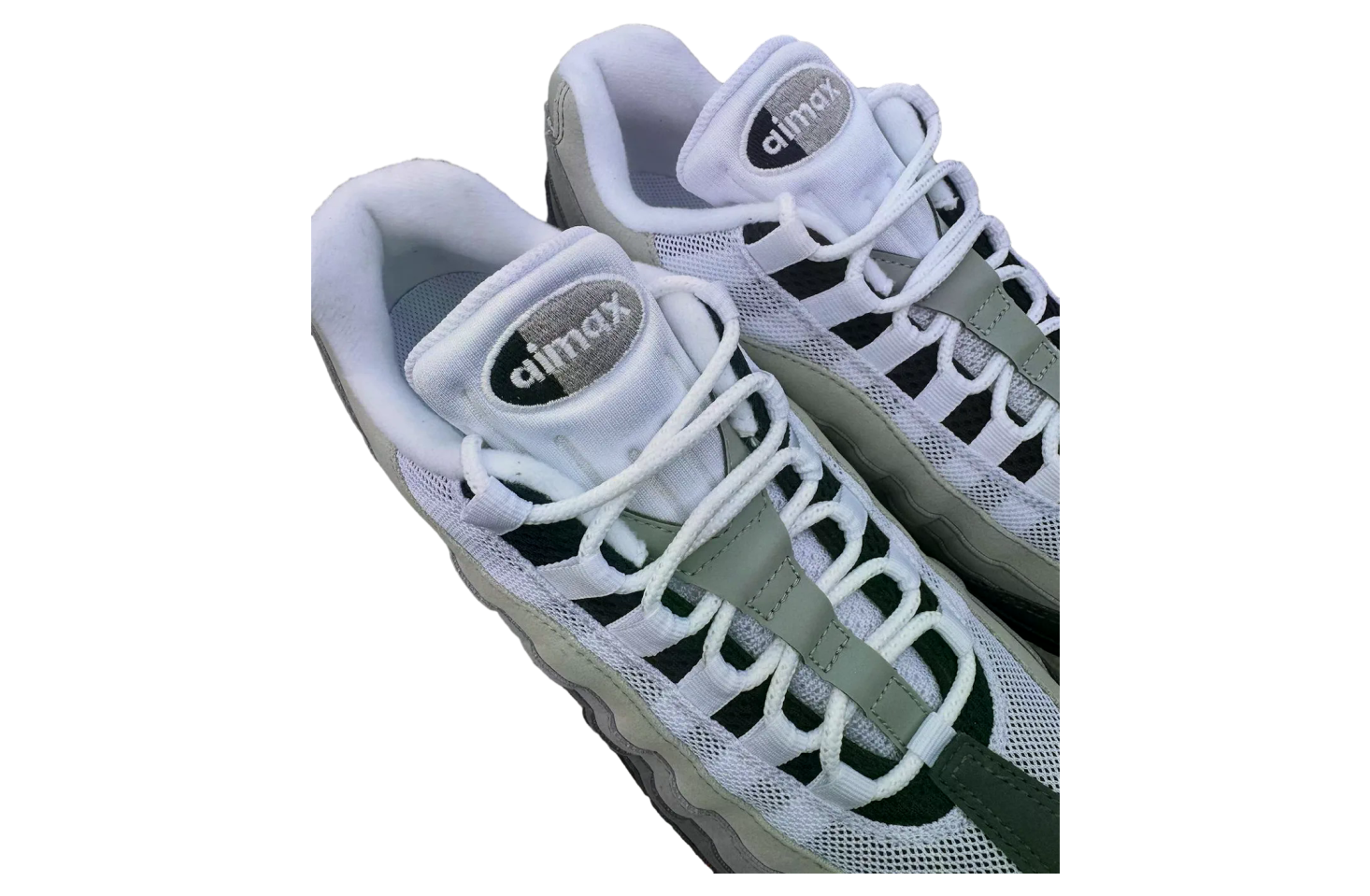 Nike Air Max 95 OG Granite Black / Medium Ash - Mar 2026 - HM4740